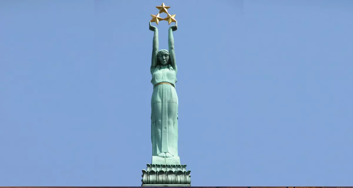 Freiheitsstatue in Riga | Brunswyk | Wikipedia | gemeinfrei