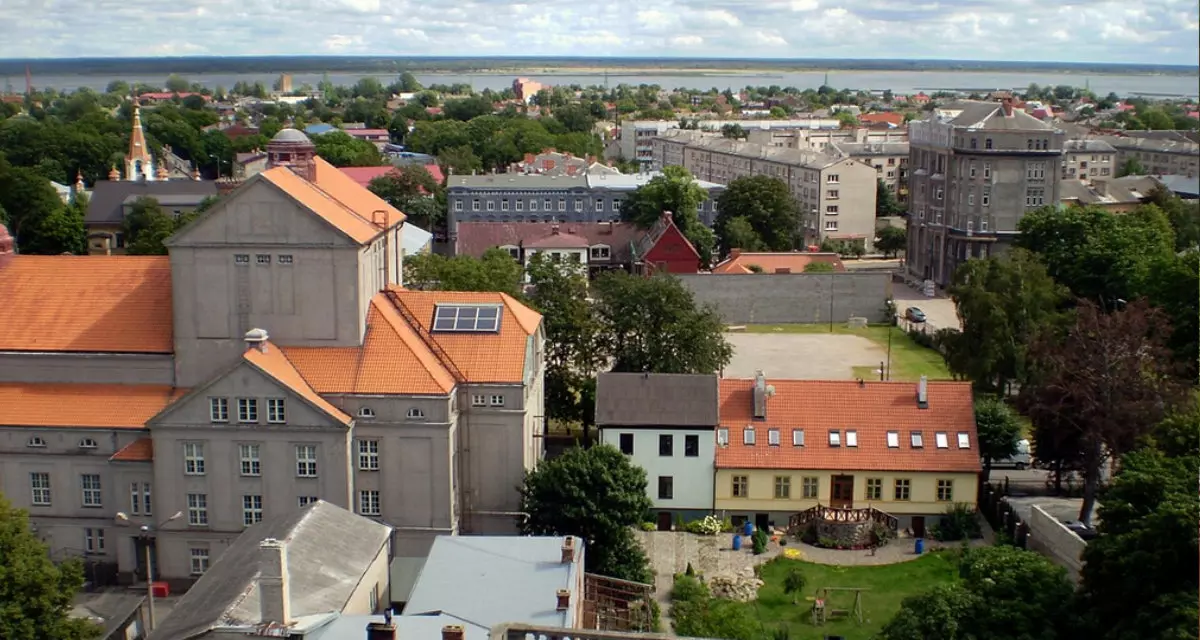 Blick auf die Hafenstadt Liepaja | Kulmalukko | Wikipedia | CC BY 3.0