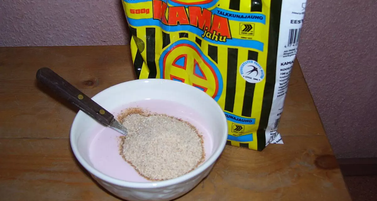 Kama - Brei aus verschiedenen Getreiden | Mmh | Wikipedia | CC BY-SA 3.0